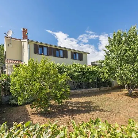 Valeria 3* Tar-Vabriga